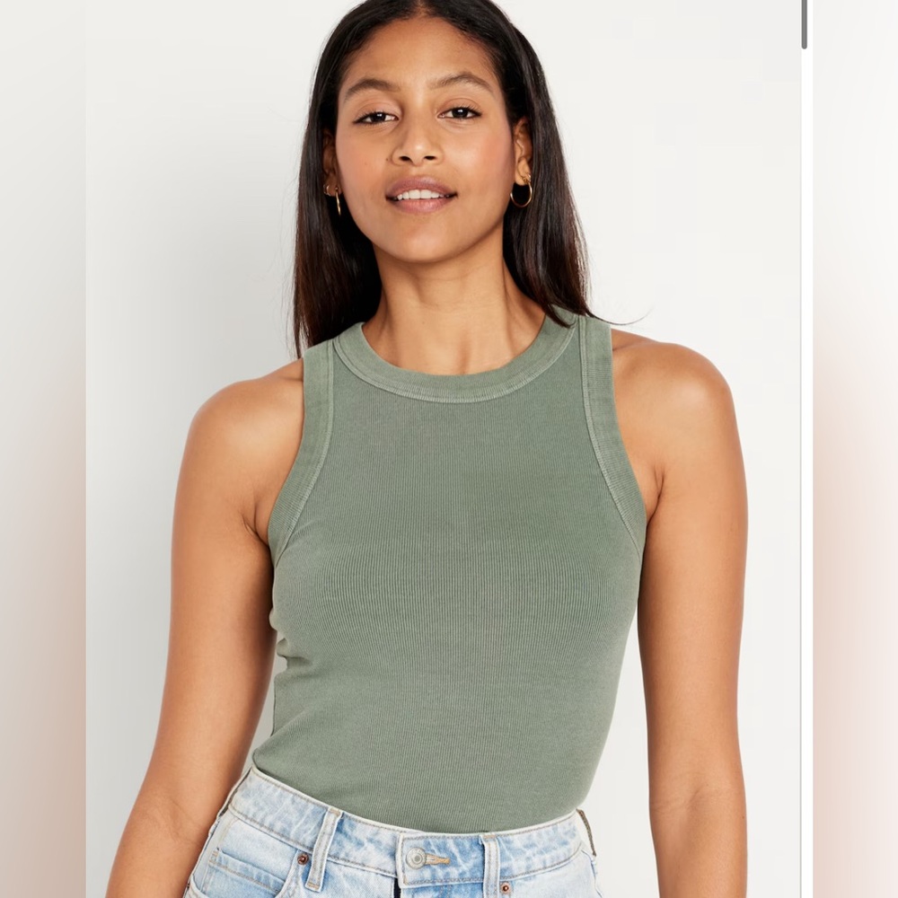 NWT Olive Old Navy Snug Crop Tank Top